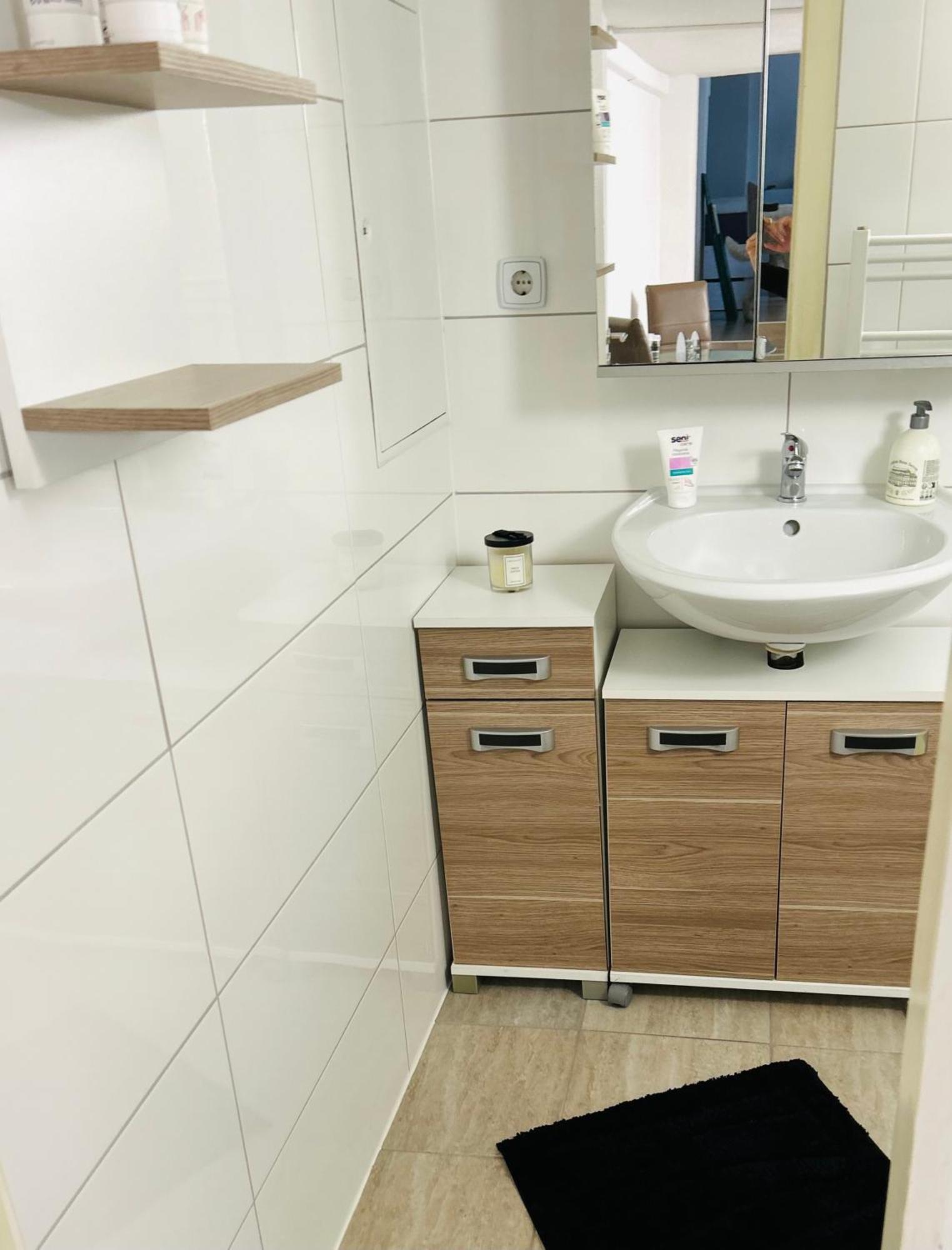 Apartment Waldstadt Homes, *