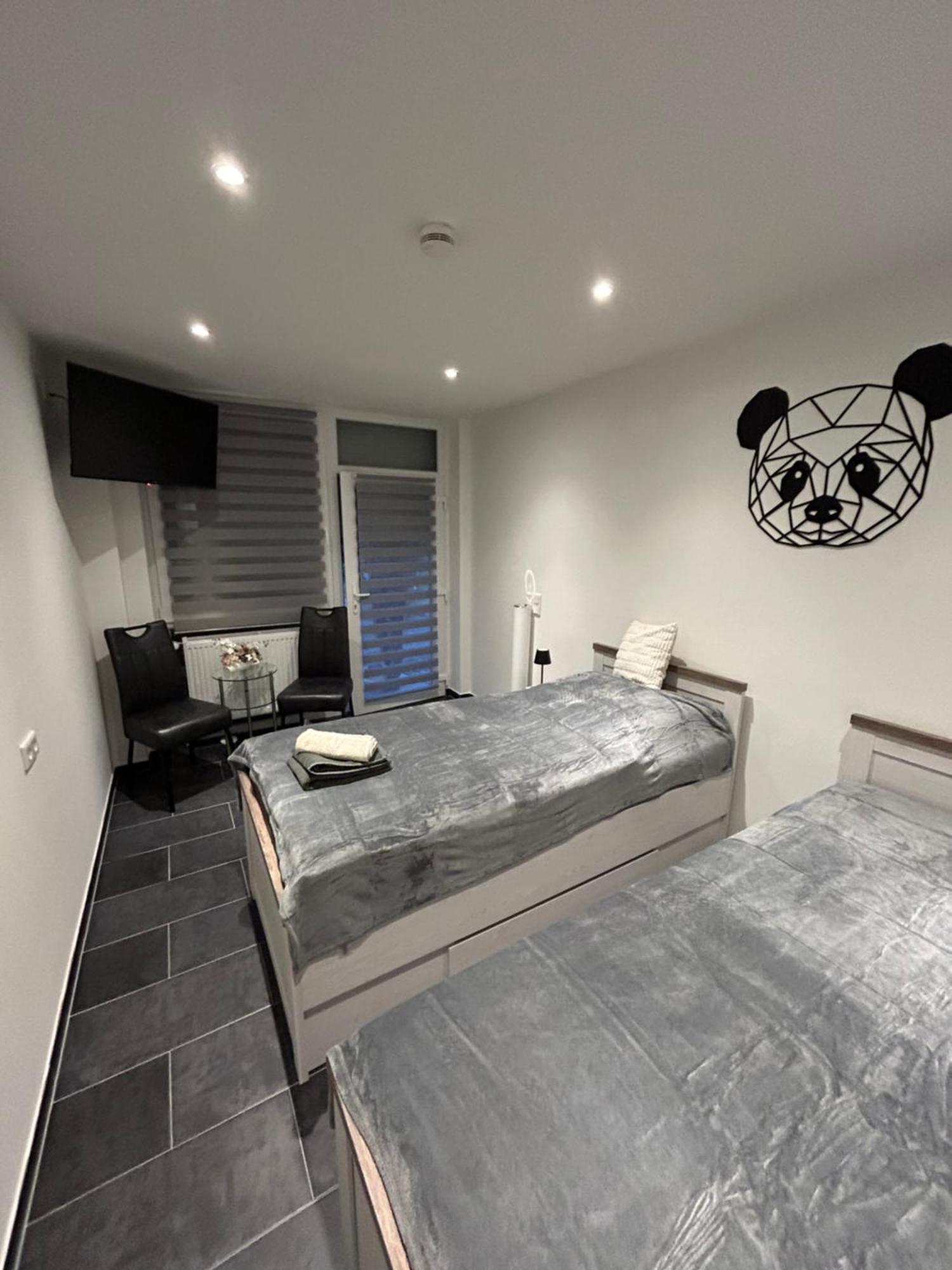 Waldstadt Homes, Apartment *
